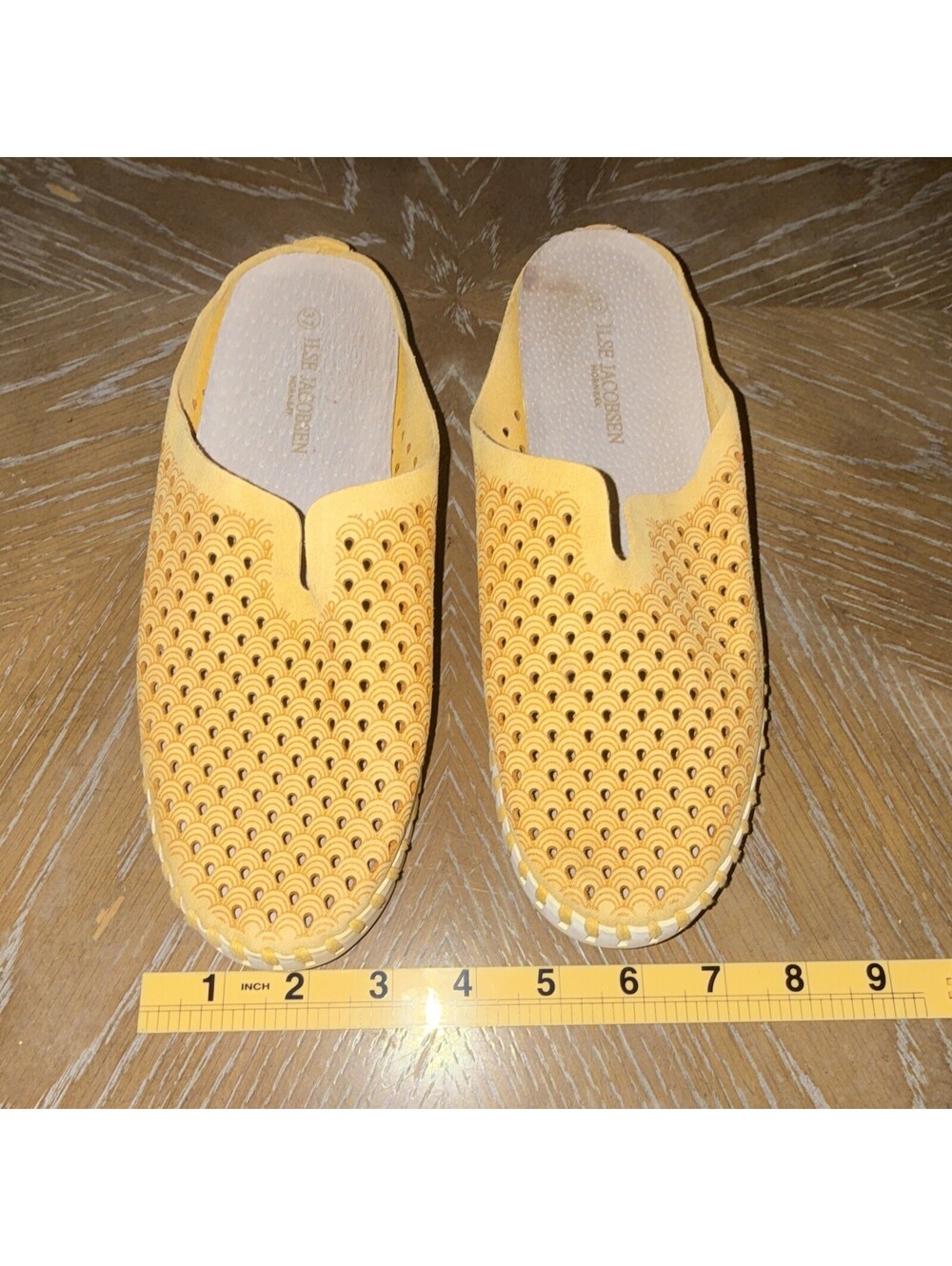 Isle Jacobson Women's Shoes Size 37 Yellow Mule
